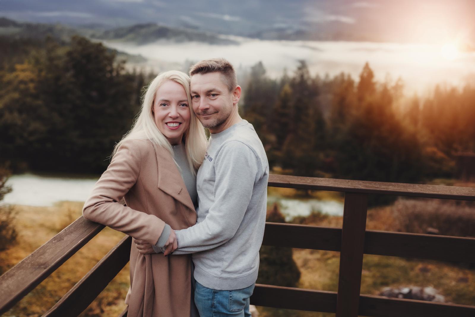 Andrea a Filip — východ slunce na Sněžce